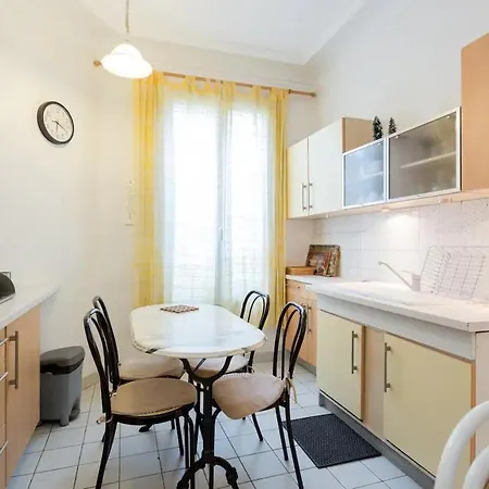 J'aime Paris 1st Apartment Boulogne-Billancourt