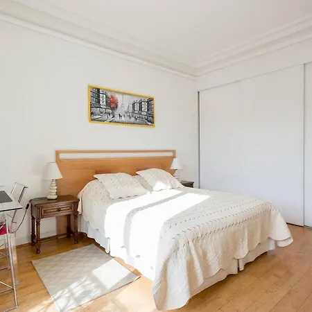 Apartment J'aime Paris 1st